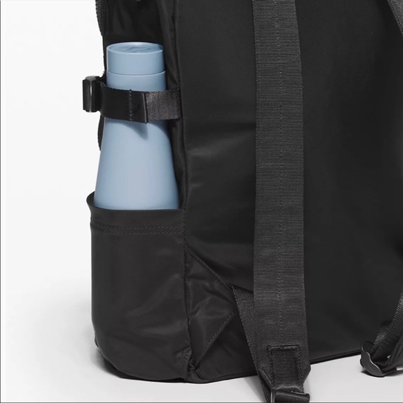 🖤🍋 Lululemon 🍋🖤 NEW Crew Backpack Black - Picture 4 of 6
